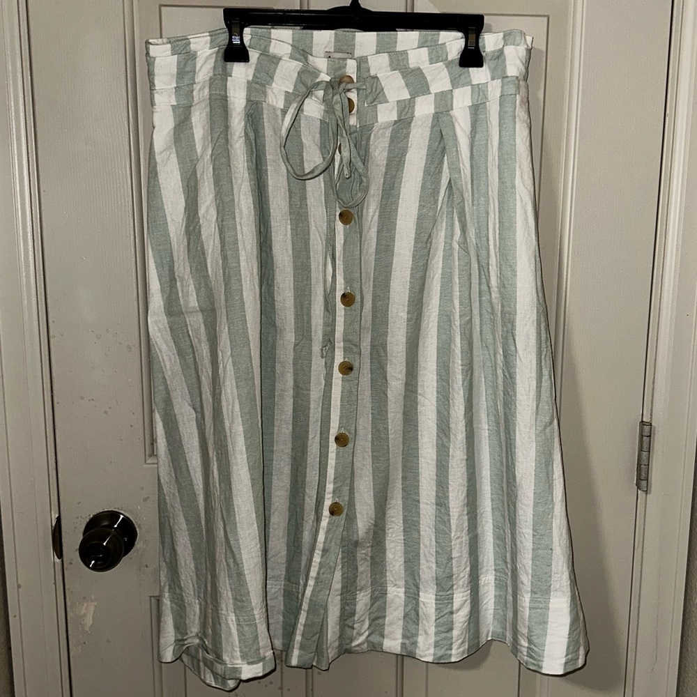 Striped skirt